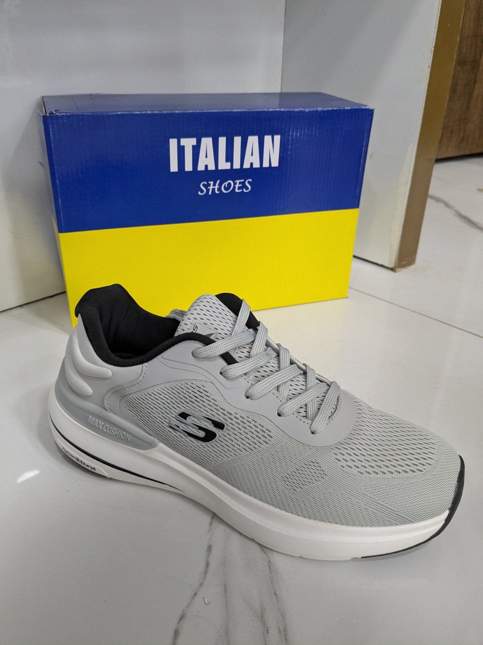 IT - 44 Skechers Lace - Up Sports Shoes – Grey - Italian Shoes