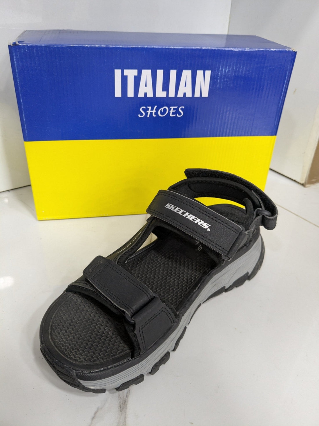 IT - 46 Skechers Trekker Sandal – Black - Italian Shoes