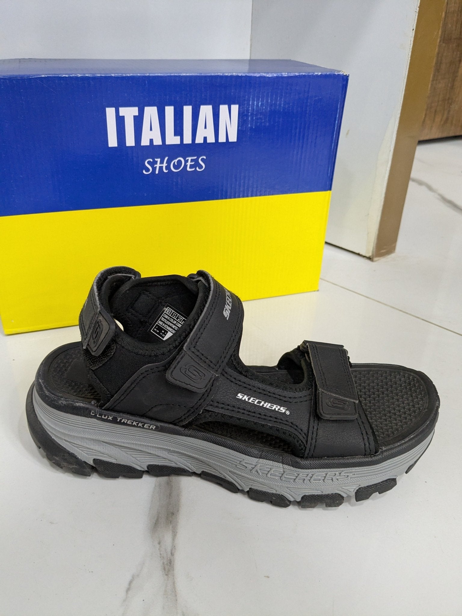 IT - 46 Skechers Trekker Sandal – Black - Italian Shoes