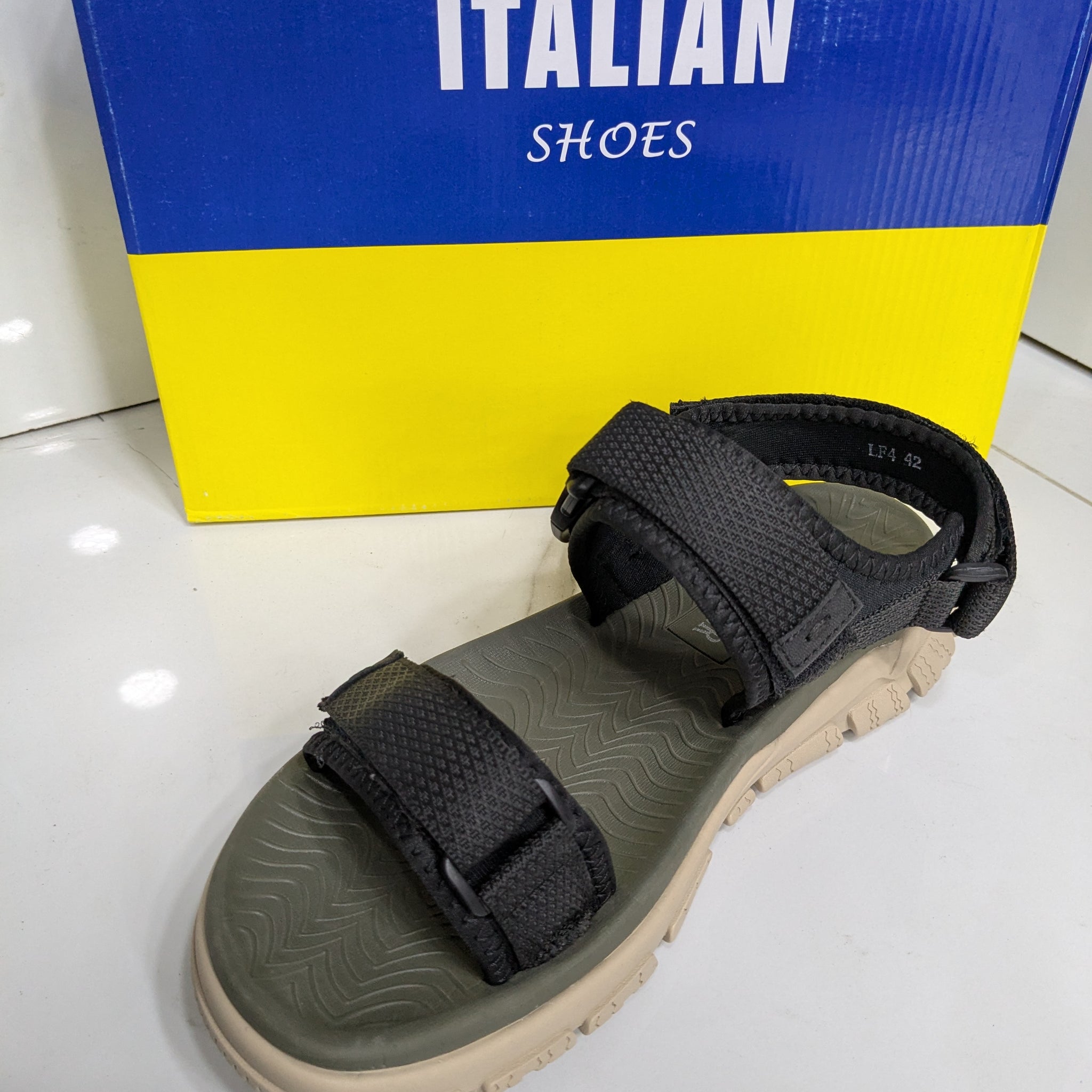 IT-50 Trekker Sandal – Black & Olive