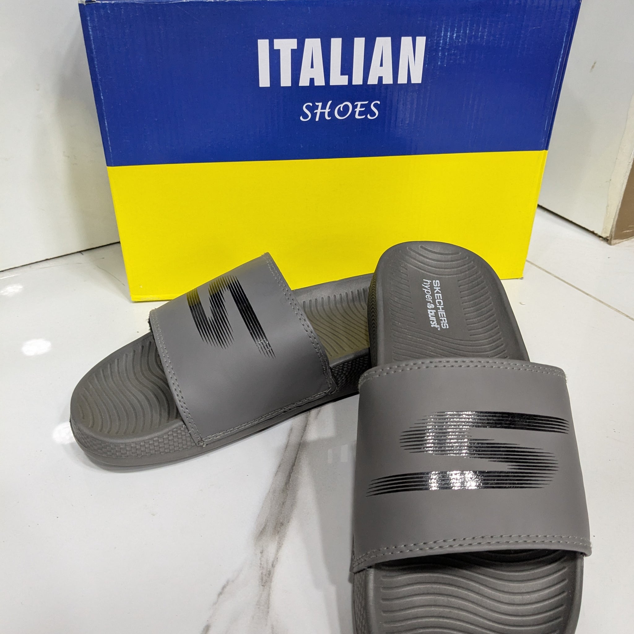 IT-53 Skechers Slide – Grey
