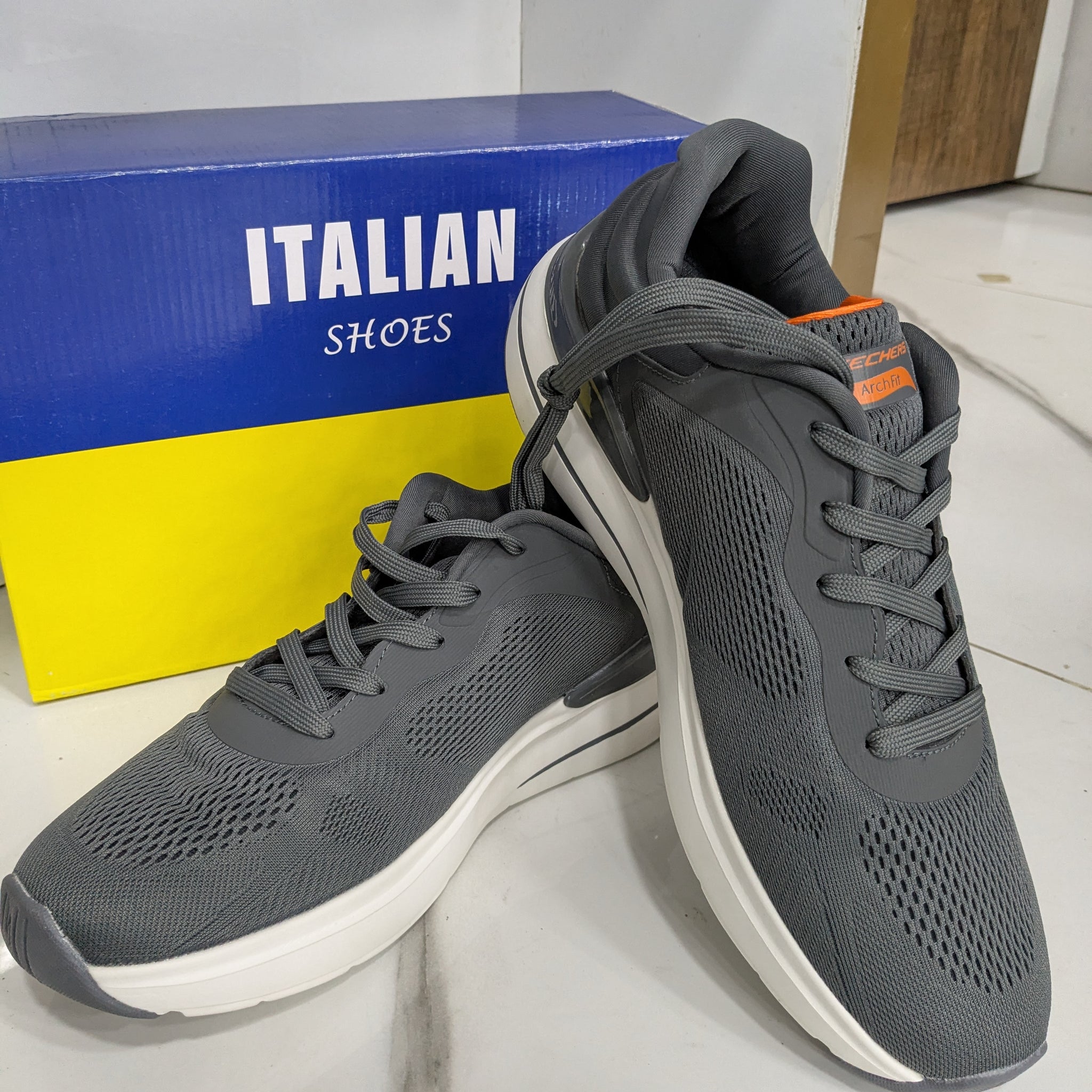 IT-45 Skechers Lace-Up Sports Shoes – Dark Grey