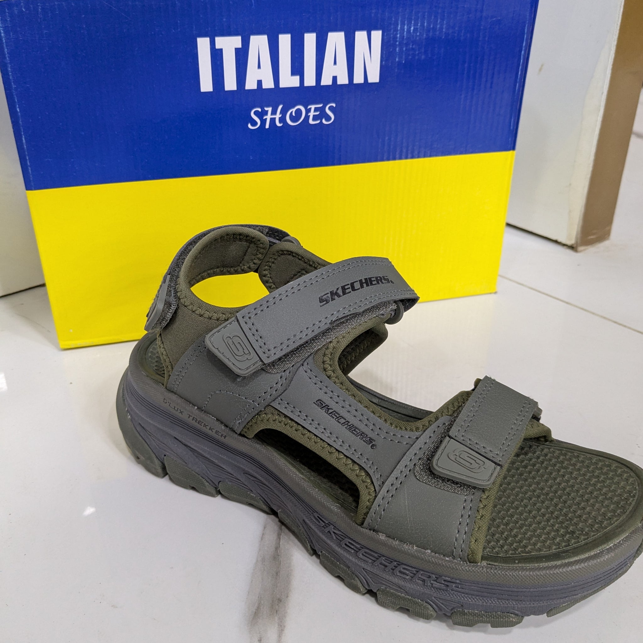 IT-48 Skechers Trekker Sandal – Grey & Olive Green