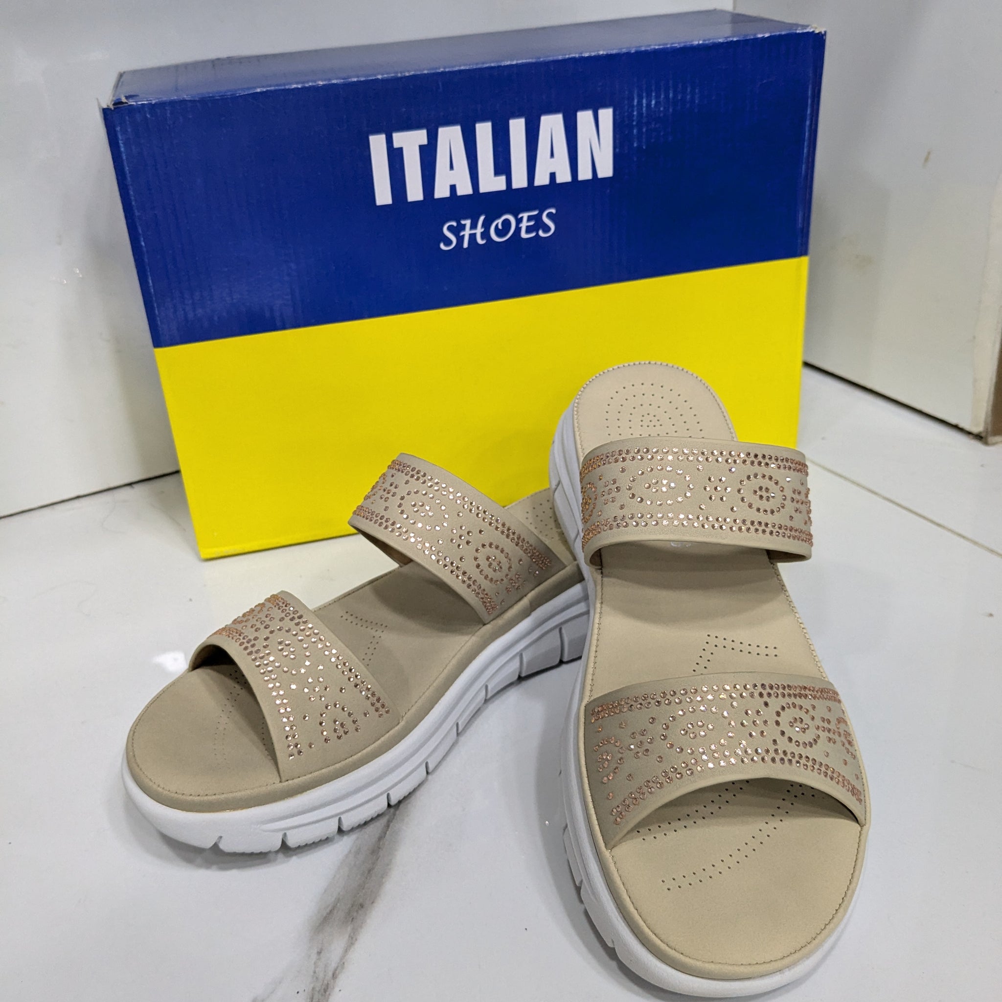 IT-64 Women’s Slides – Beige with Rhinestone Detailing